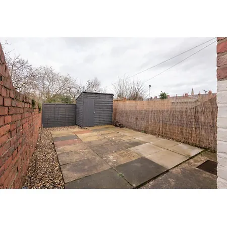 Modern Bright & Spacious. Ideal For City Up To 8 Apartamento York