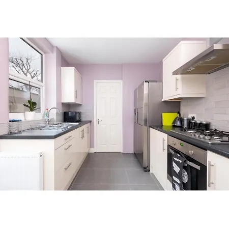 Modern Bright & Spacious. Ideal For City Up To 8 Apartamento *